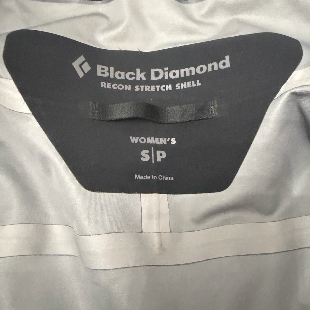 Black Diamond Woman’s Stretch Recon Shell Small Black - Picture 8 of 8